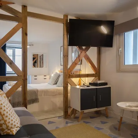 Flh Santa Catarina Typical * Лиссабон